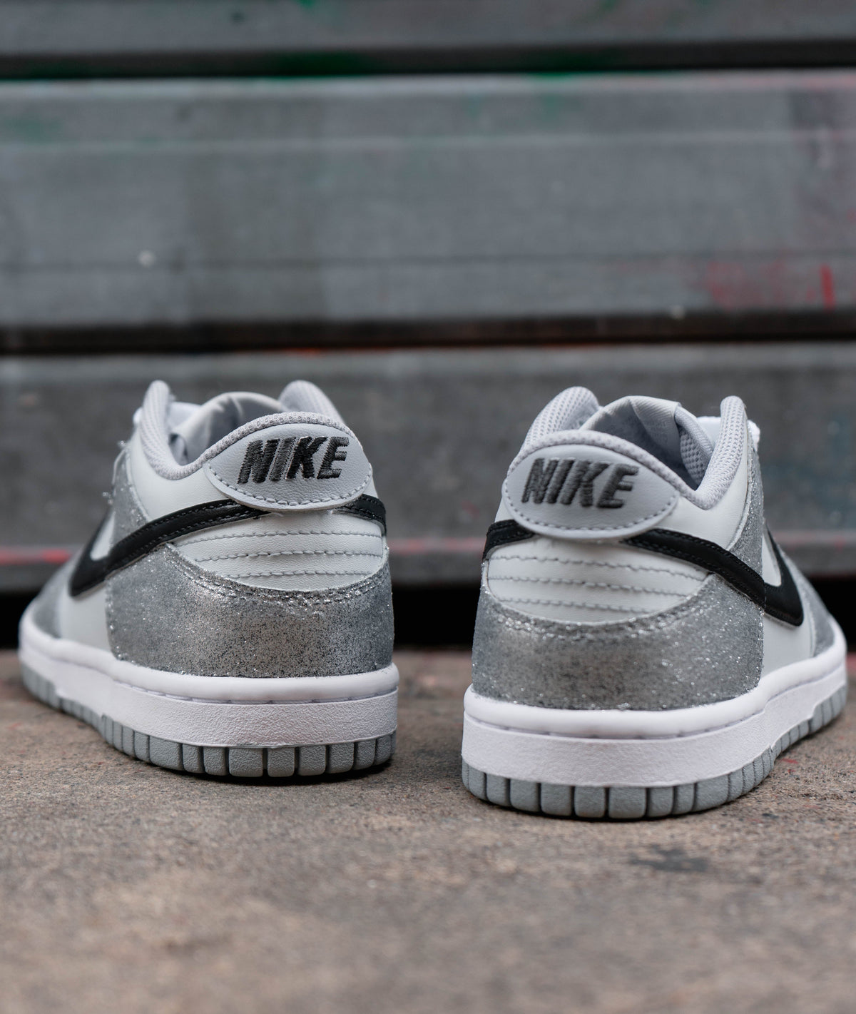 Nike Dunk Low Metallic Silver